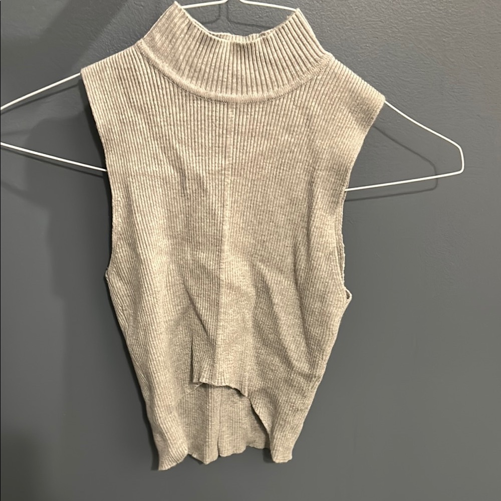 Forever 21 Gray Ribbed Tank Crop Top